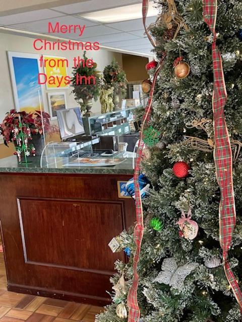 Days Inn By Wyndham Asheville West Candler Esterno foto